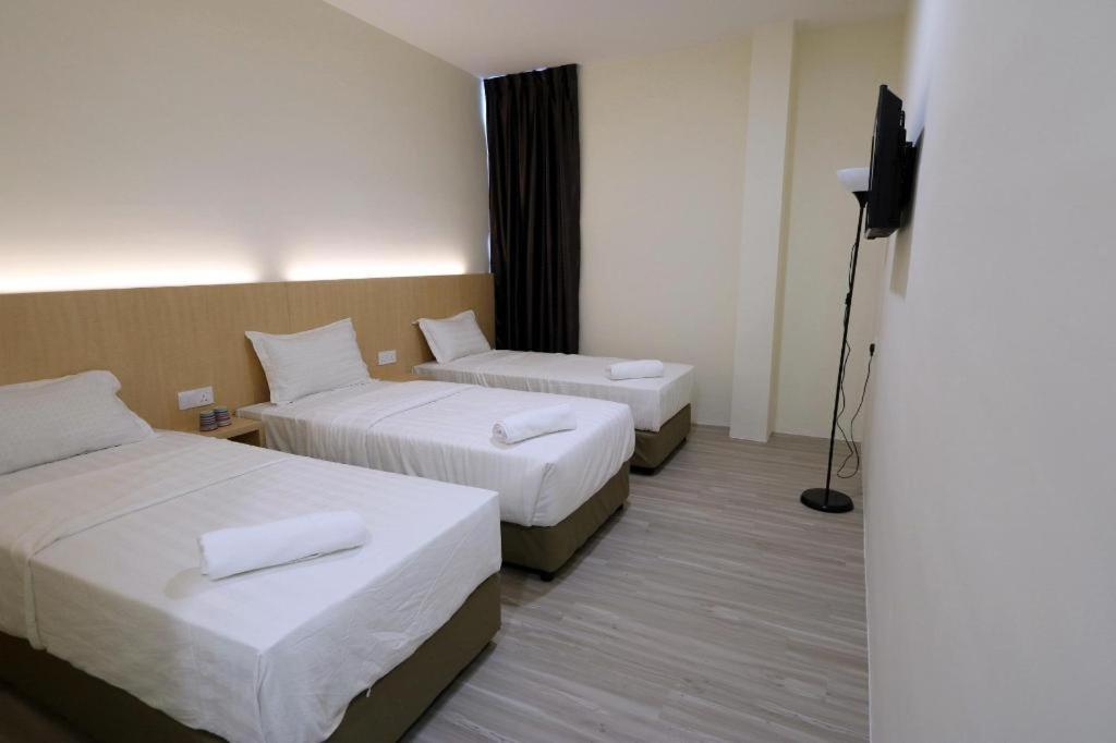 Place2Stay @ Campus Hub Kuching Buitenkant foto